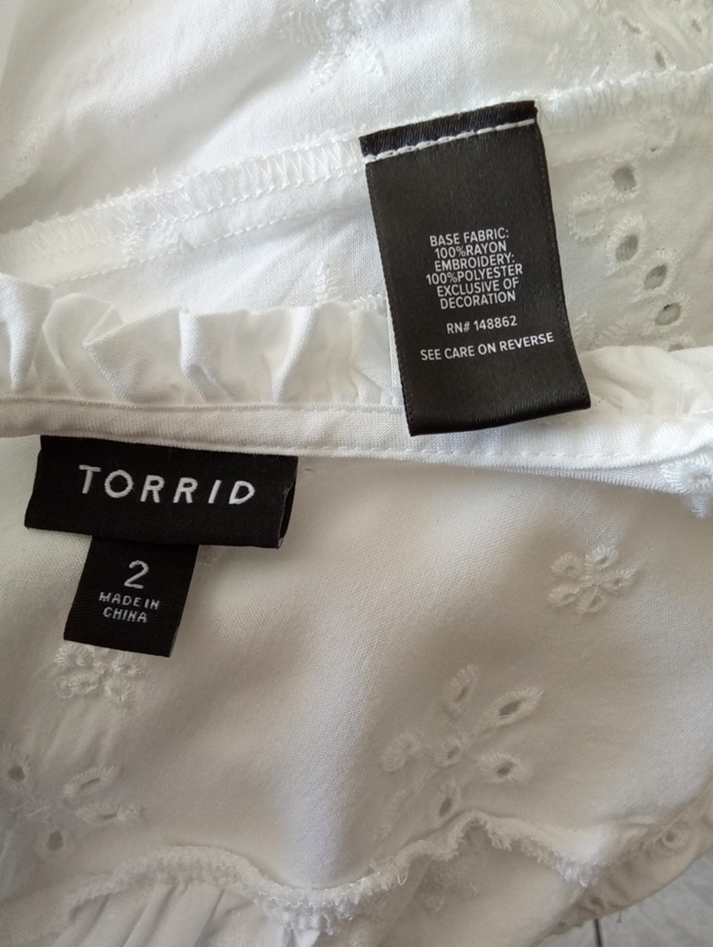 TORRID White Eyelet Ruffle Tank - Picture 3 of 13
